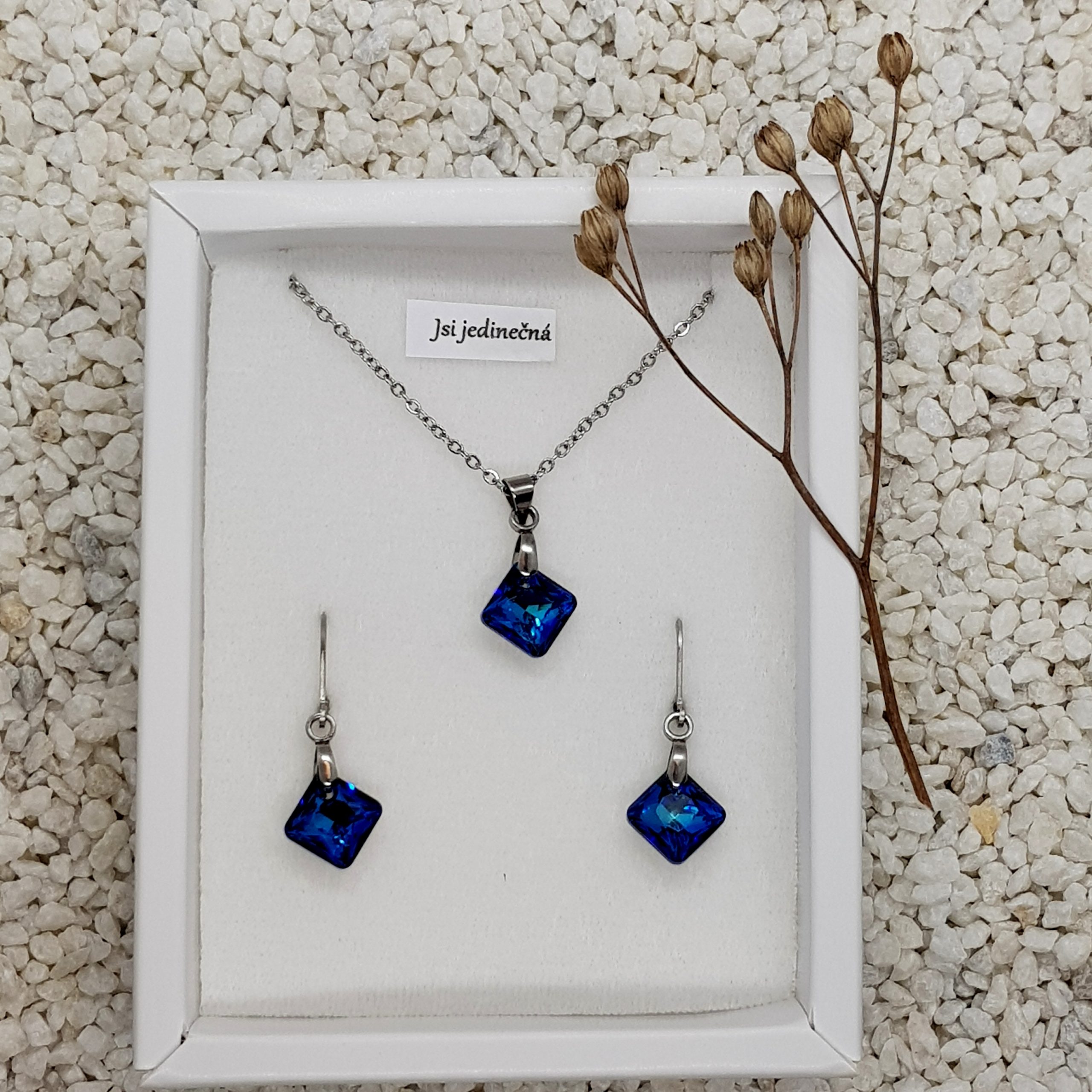 Čtvercová souprava modrá