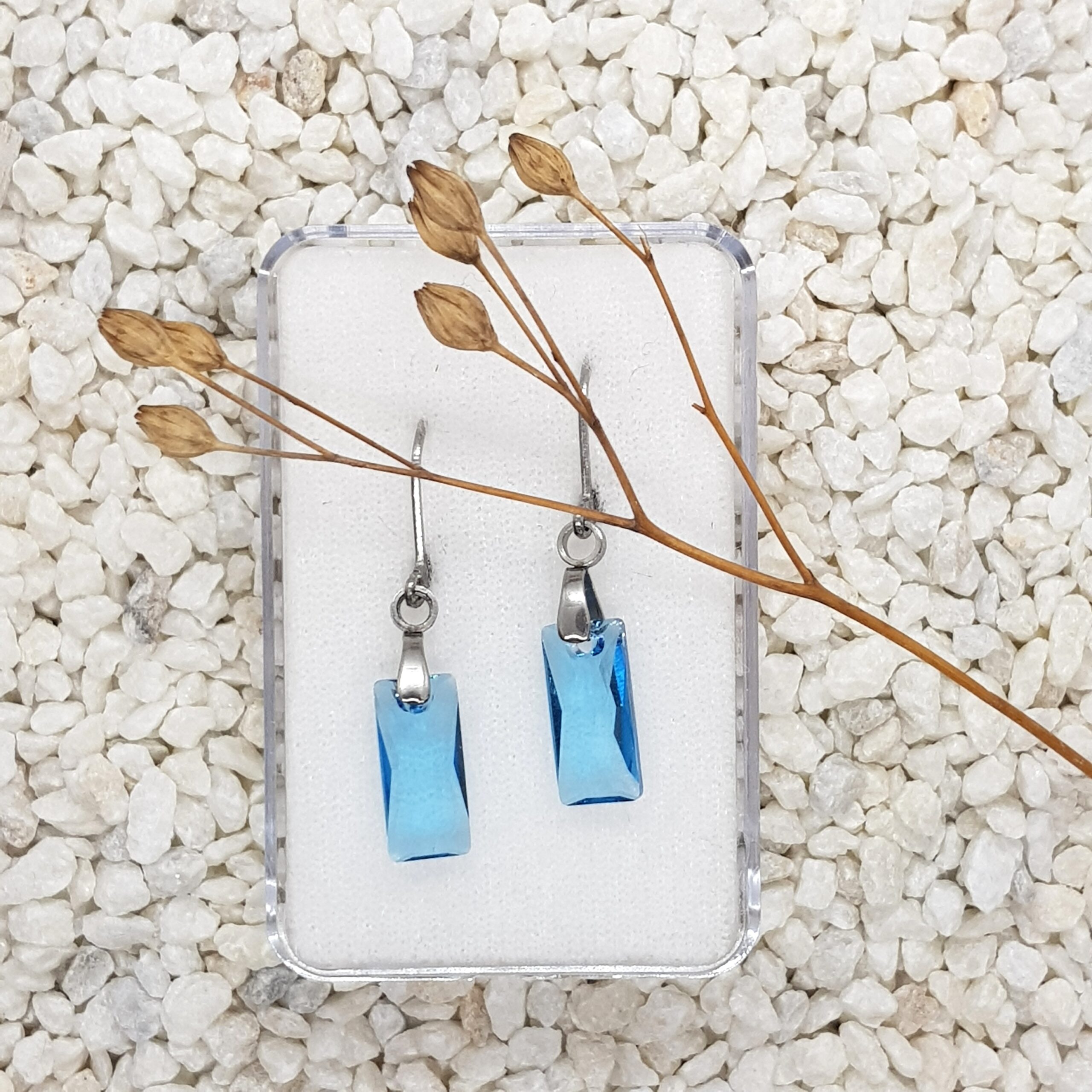 Náušnice hranolky modré