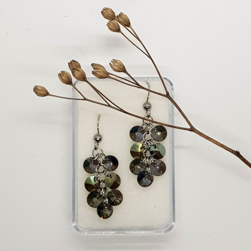 Náušnice rybízkové šedo-černé