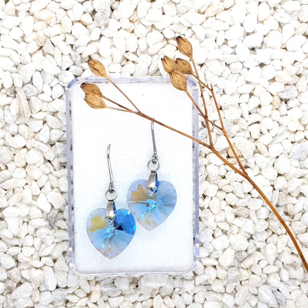 Srdíčkové náušnice bleděmodré