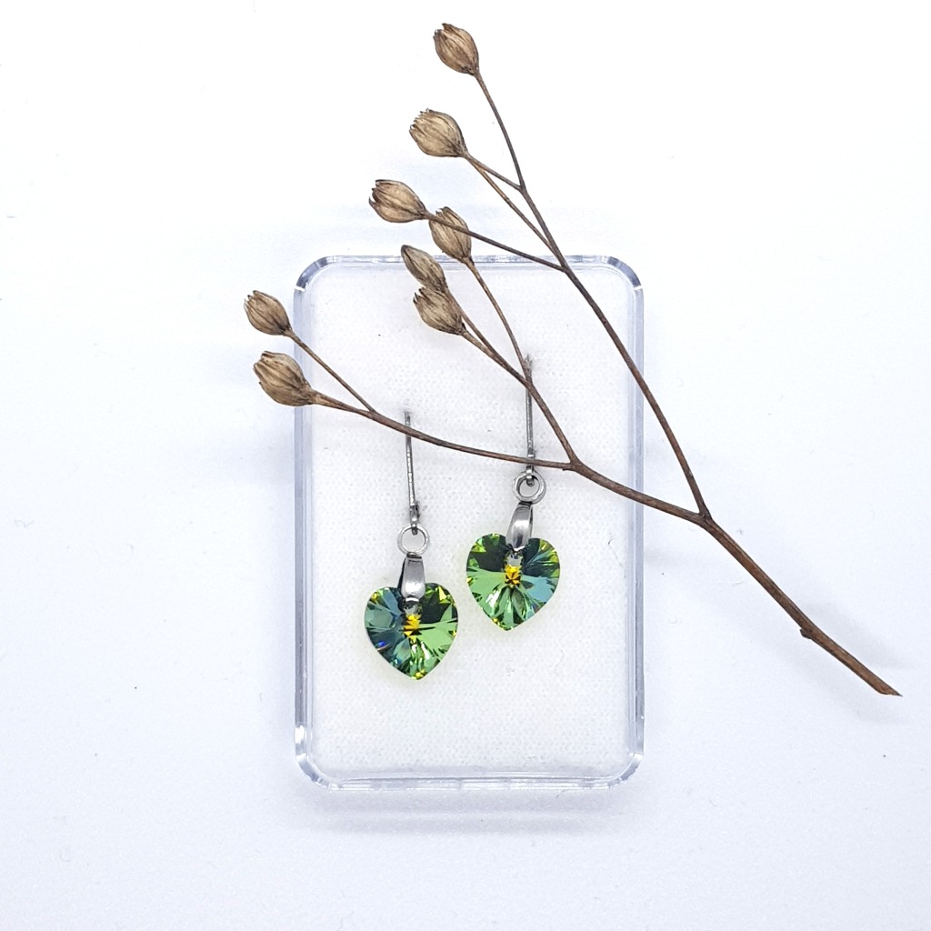 Srdíčkové náušnice zelené