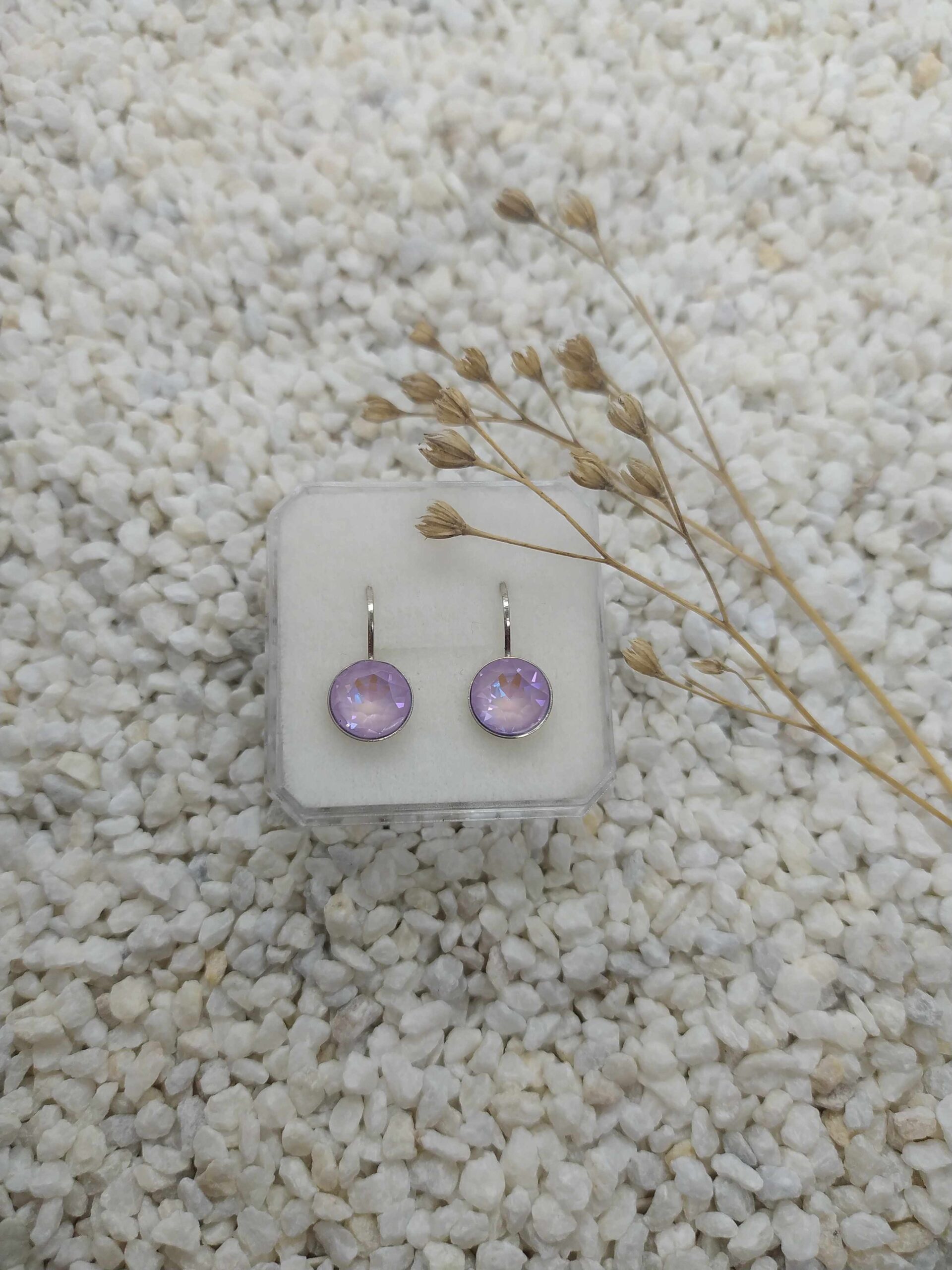 Náušnice s růžovým kamínkem