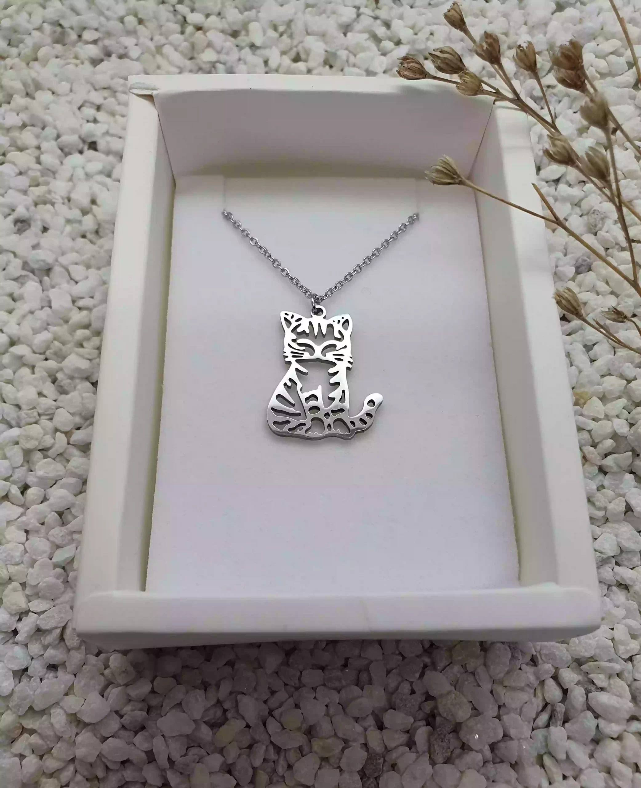 Řetízek s kočičkou